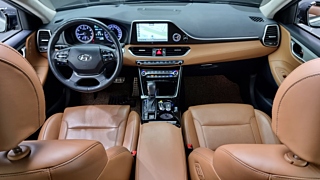 HYUNDAI GRANDEUR IG 2017