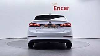 HYUNDAI AVANTE AD 2016