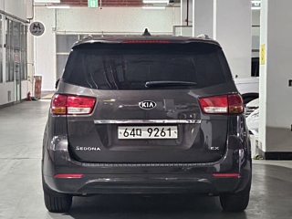 KIA CARNIVAL 2016