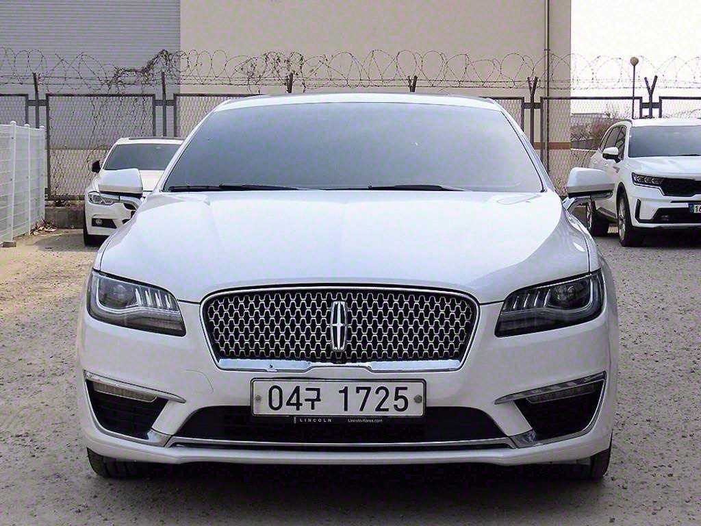 LINCOLN MKZ 2018