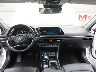 HYUNDAI SONATA DN8 2019