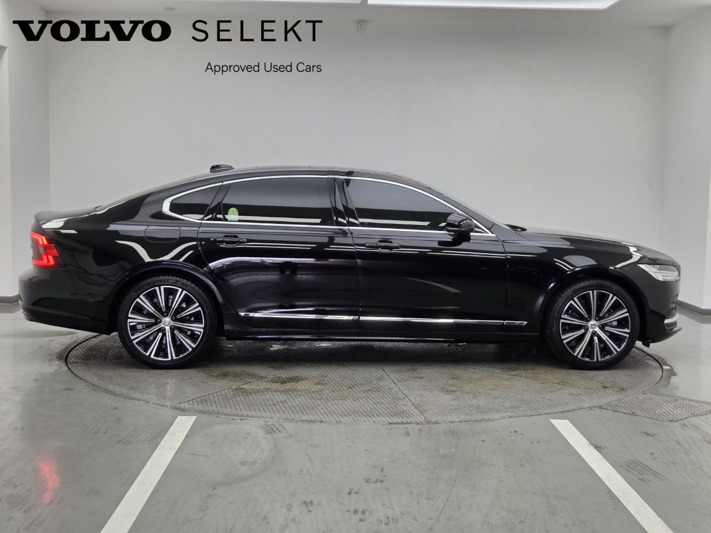 VOLVO S90 2024