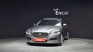 JAGUAR XF X260 2018