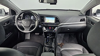 HYUNDAI AVANTE AD 2017