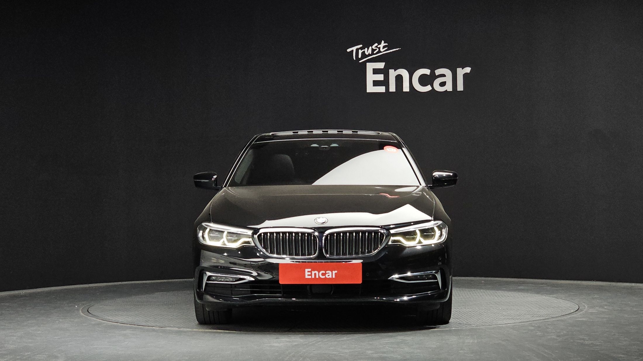BMW 5-SERIES G30 2019