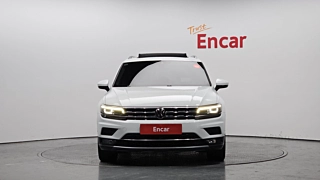 VOLKSWAGEN TIGUAN 2019