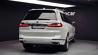 BMW X7 G07 2022