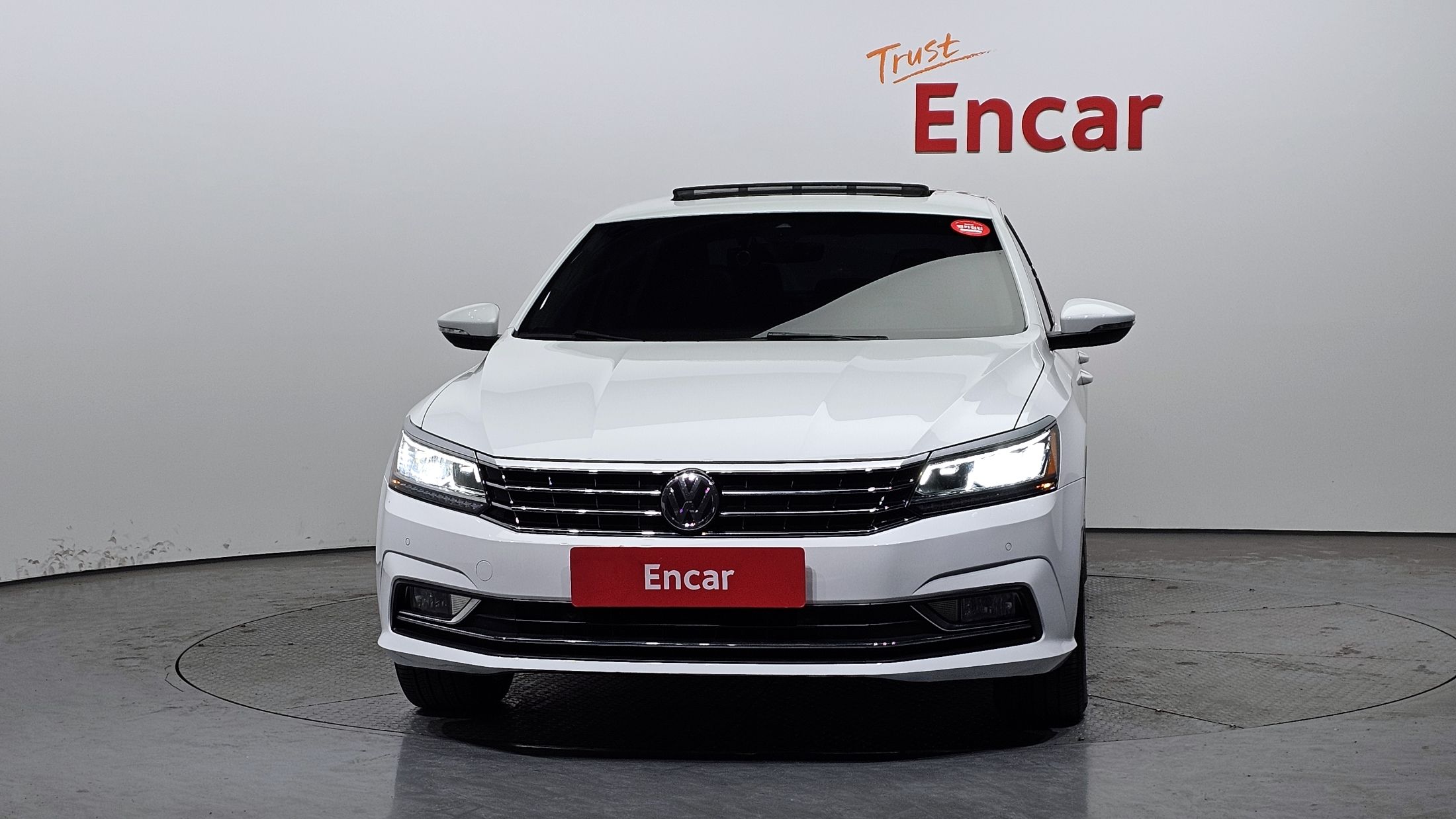 VOLKSWAGEN PASSAT 2018