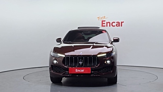 MASERATI LEVANTE 2017