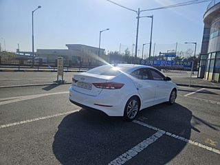 HYUNDAI AVANTE AD 2017
