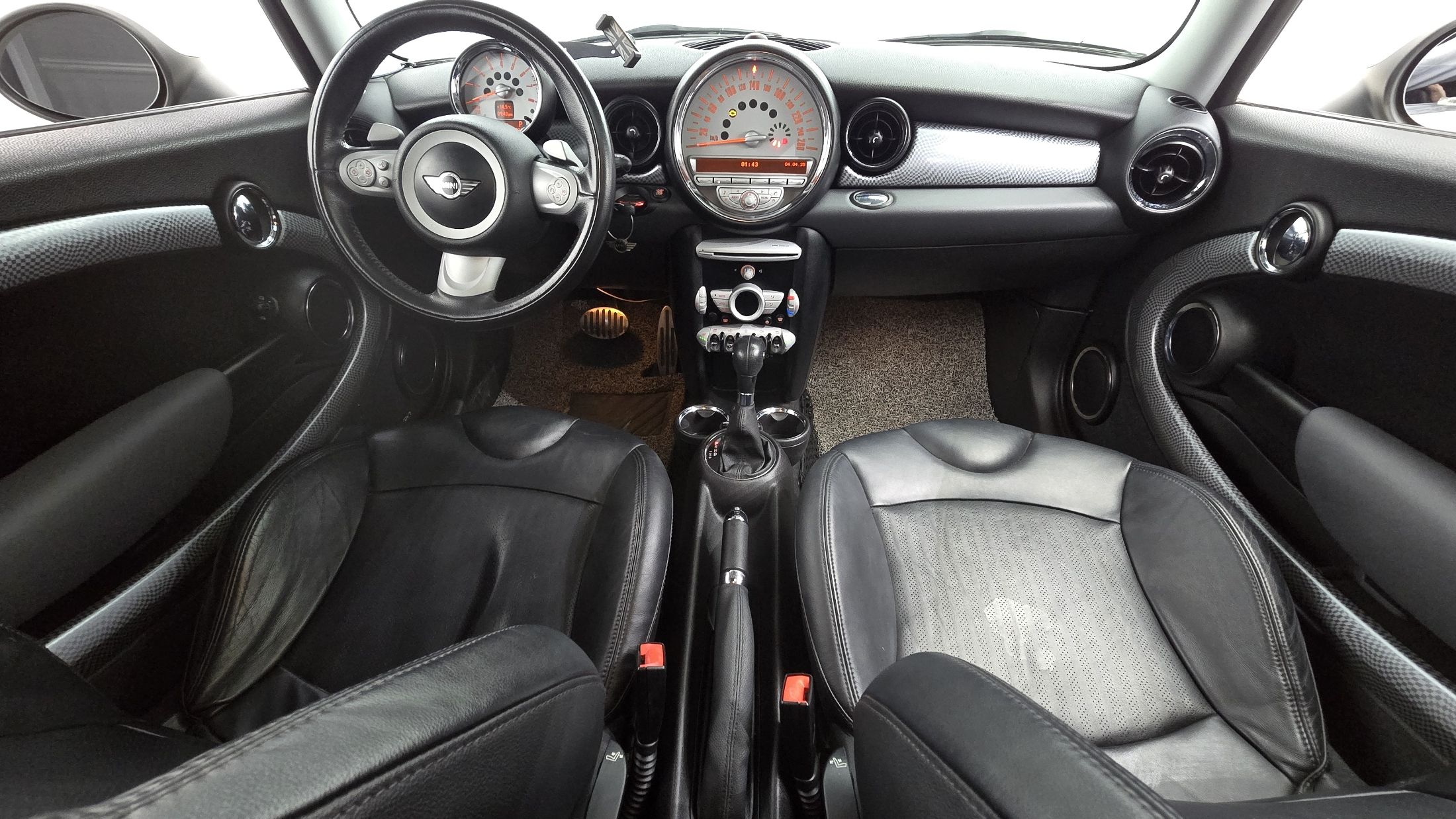 MINI CLUBMAN COOPER S 2010