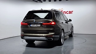 BMW X7 G07 2022