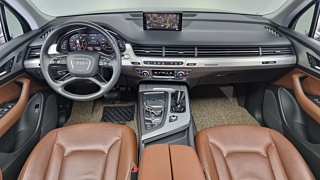 AUDI Q7 4M 2019