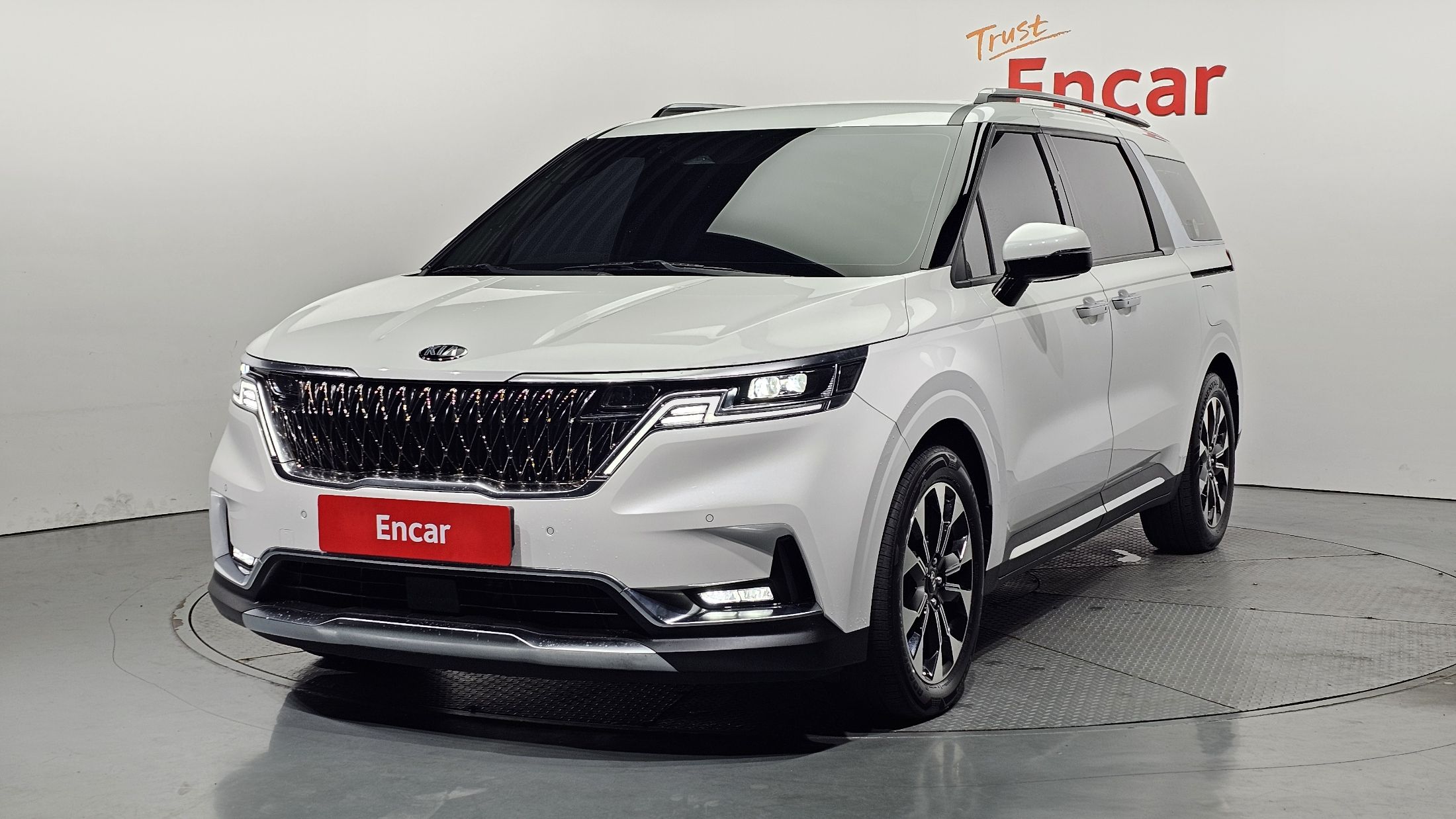 KIA CARNIVAL 2020
