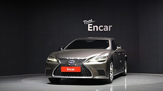 LEXUS LS500H 2021