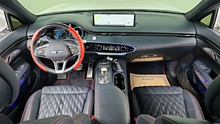 GENESIS GV70 2023