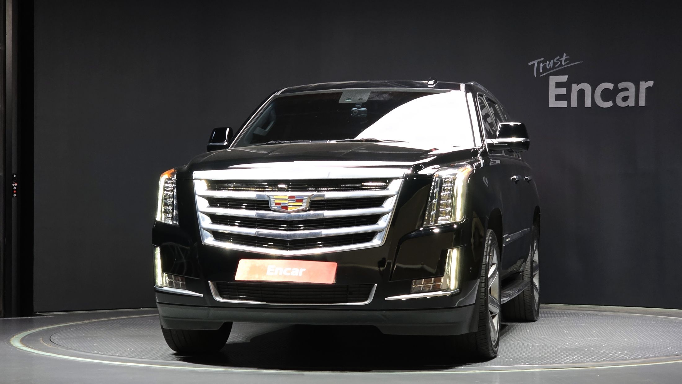 CADILLAC ESCALADE 2017