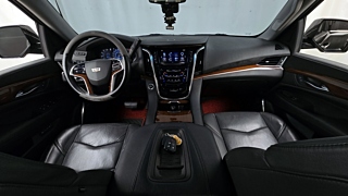 CADILLAC ESCALADE 2017