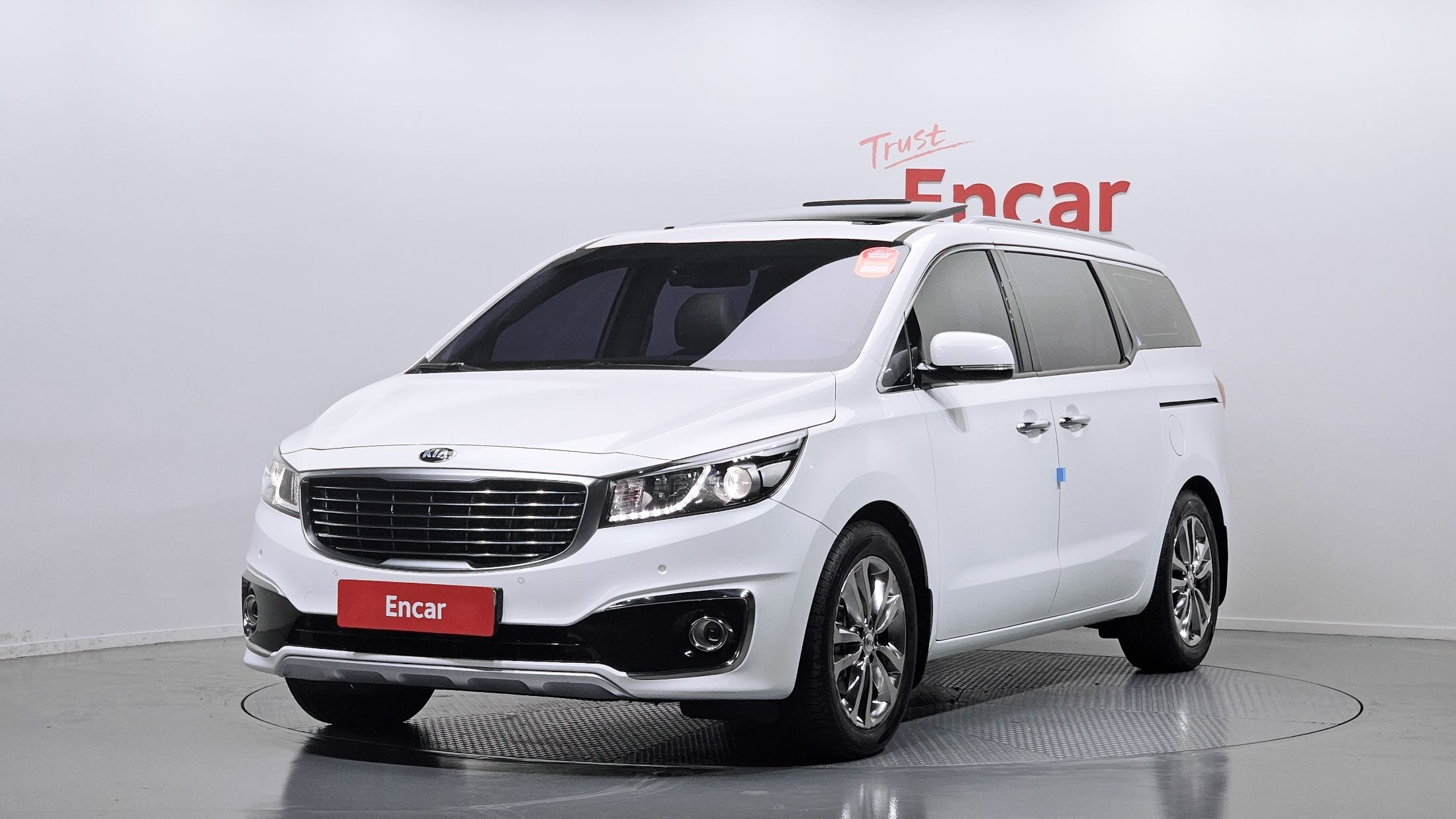 KIA CARNIVAL 2017