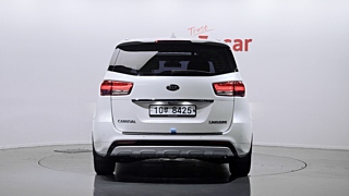 KIA CARNIVAL 2017