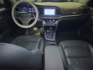 HYUNDAI AVANTE AD 2016