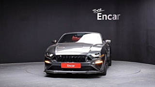 FORD MUSTANG 2020