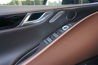 GENESIS G80 RG3 2022
