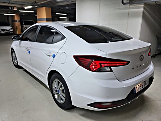 HYUNDAI AVANTE AD 2019