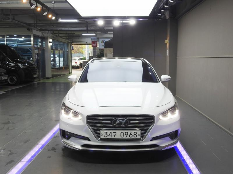 HYUNDAI GRANDEUR IG 2016