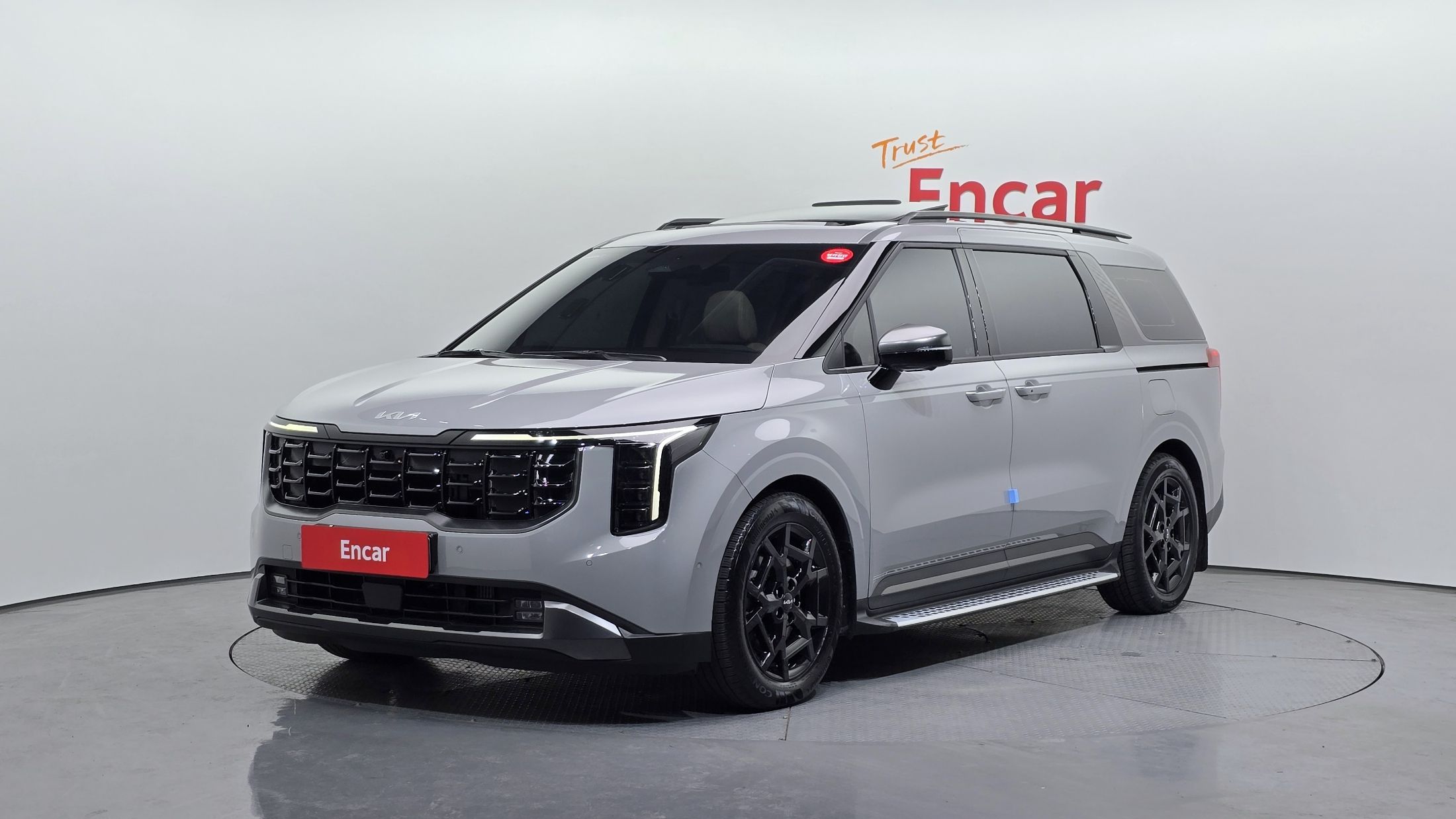 KIA CARNIVAL 2023