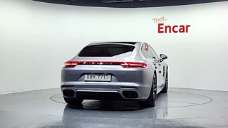 PORSCHE PANAMERA 971 2017