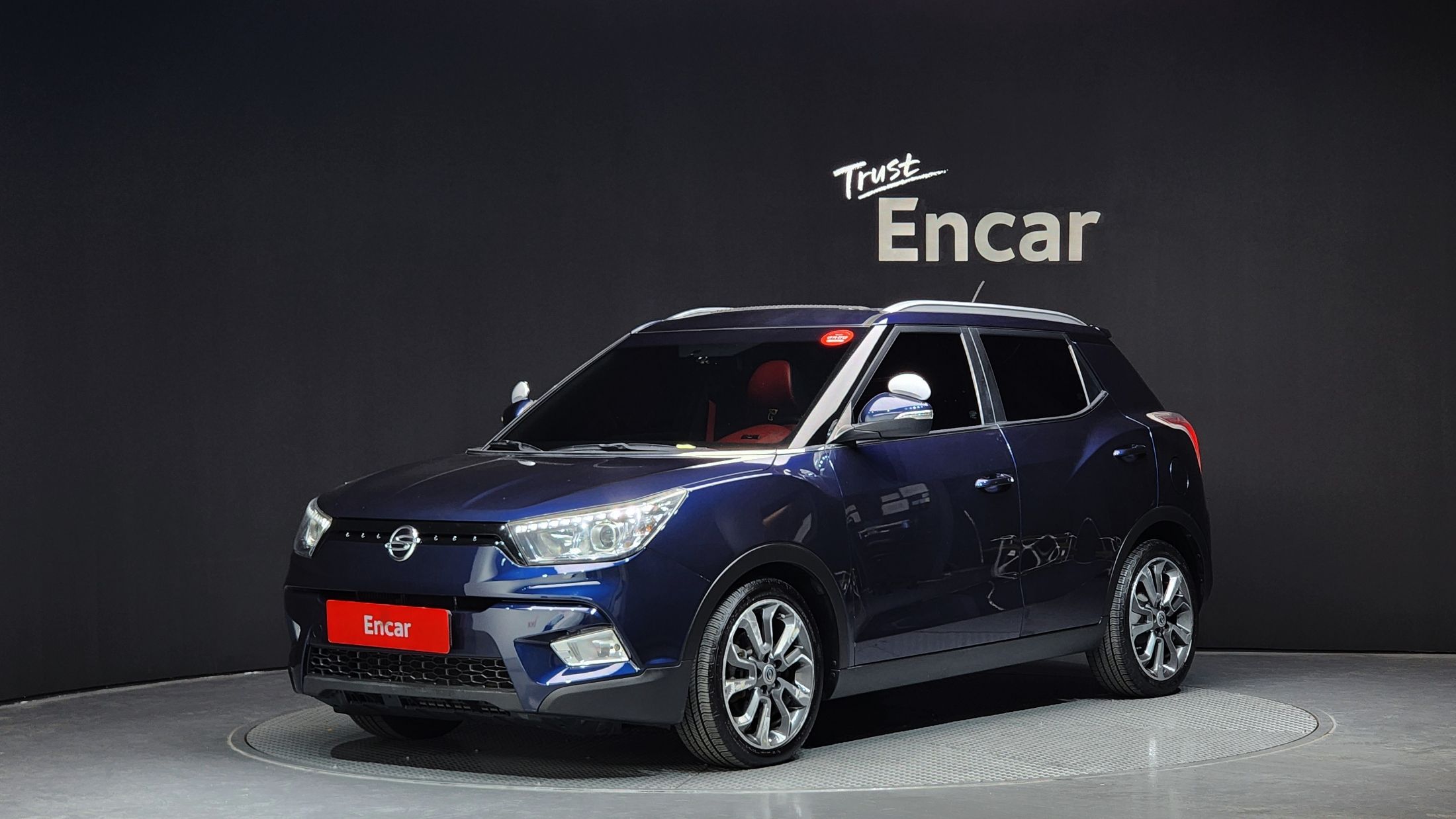 SSANGYONG TIVOLI 2015