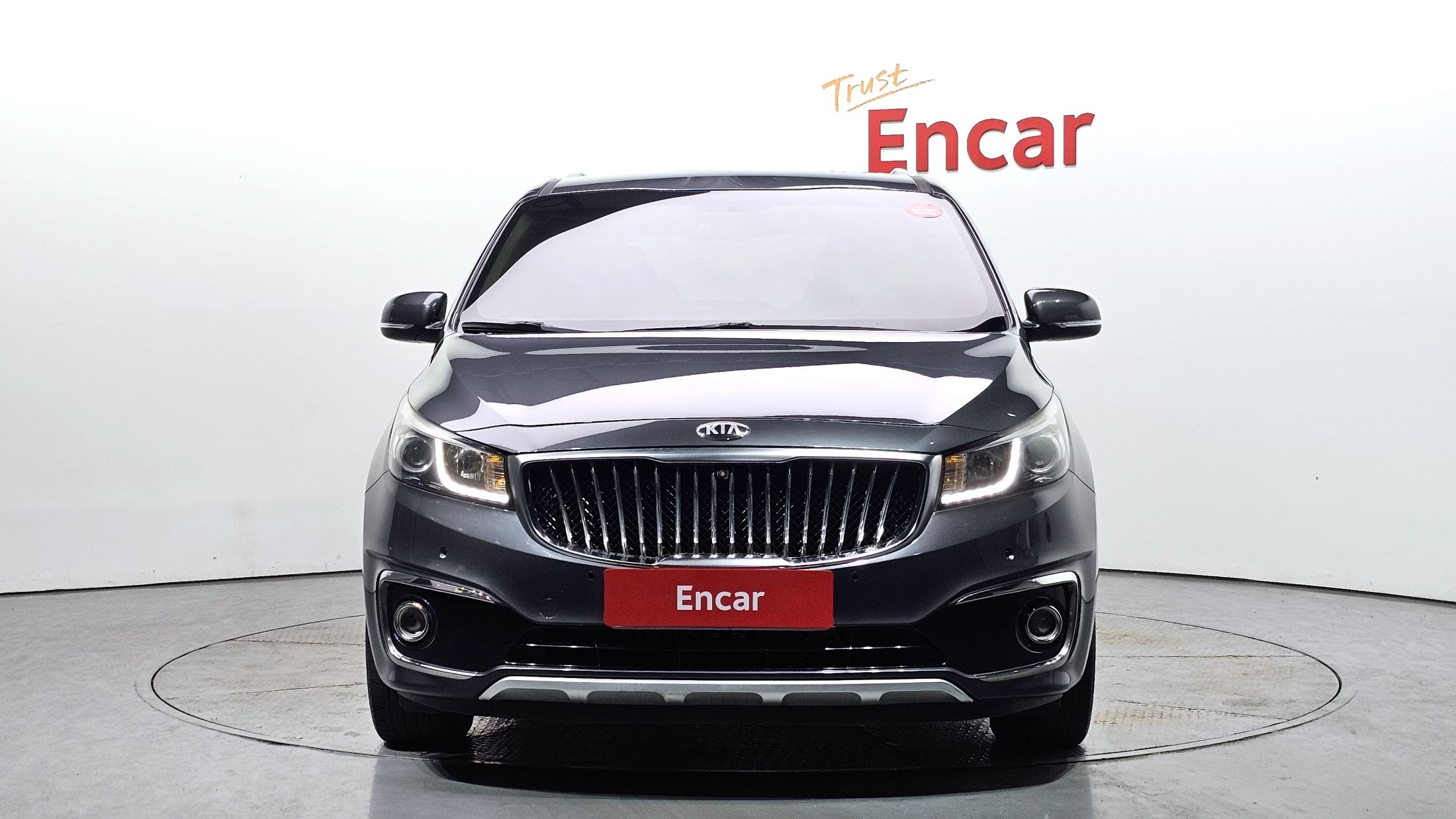 KIA CARNIVAL 2016