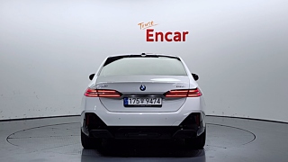 BMW 5-SERIES G60 2023