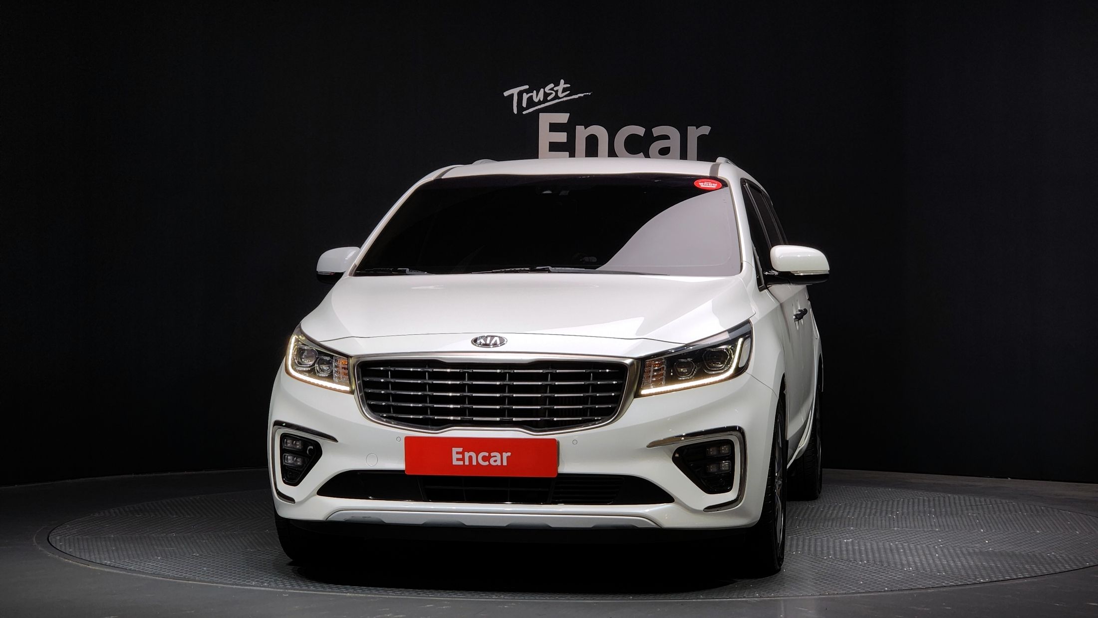 KIA CARNIVAL 2018