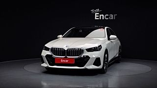 BMW 5-SERIES G60 2024