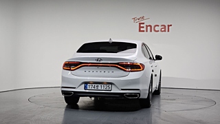 HYUNDAI GRANDEUR IG 2016
