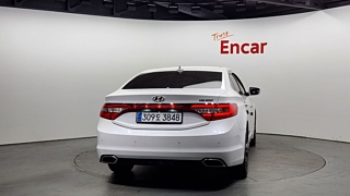 HYUNDAI GRANDEUR HG 2016