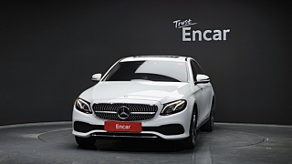 MERCEDES BENZ E-CLASS W213 2017