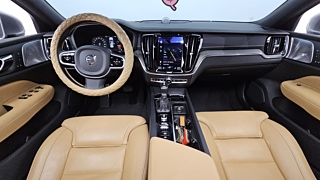VOLVO S60 2019