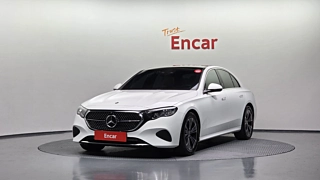 MERCEDES BENZ E-CLASS W214  E200 Avantgarde 2024
