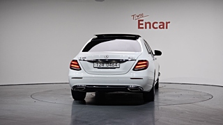 MERCEDES BENZ E-CLASS W213 2016