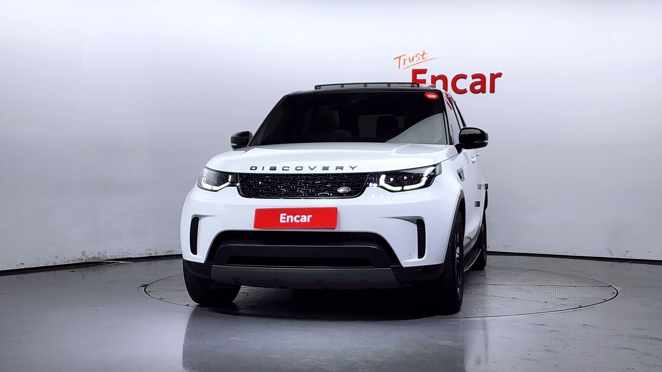 LAND ROVER DISCOVERY 5