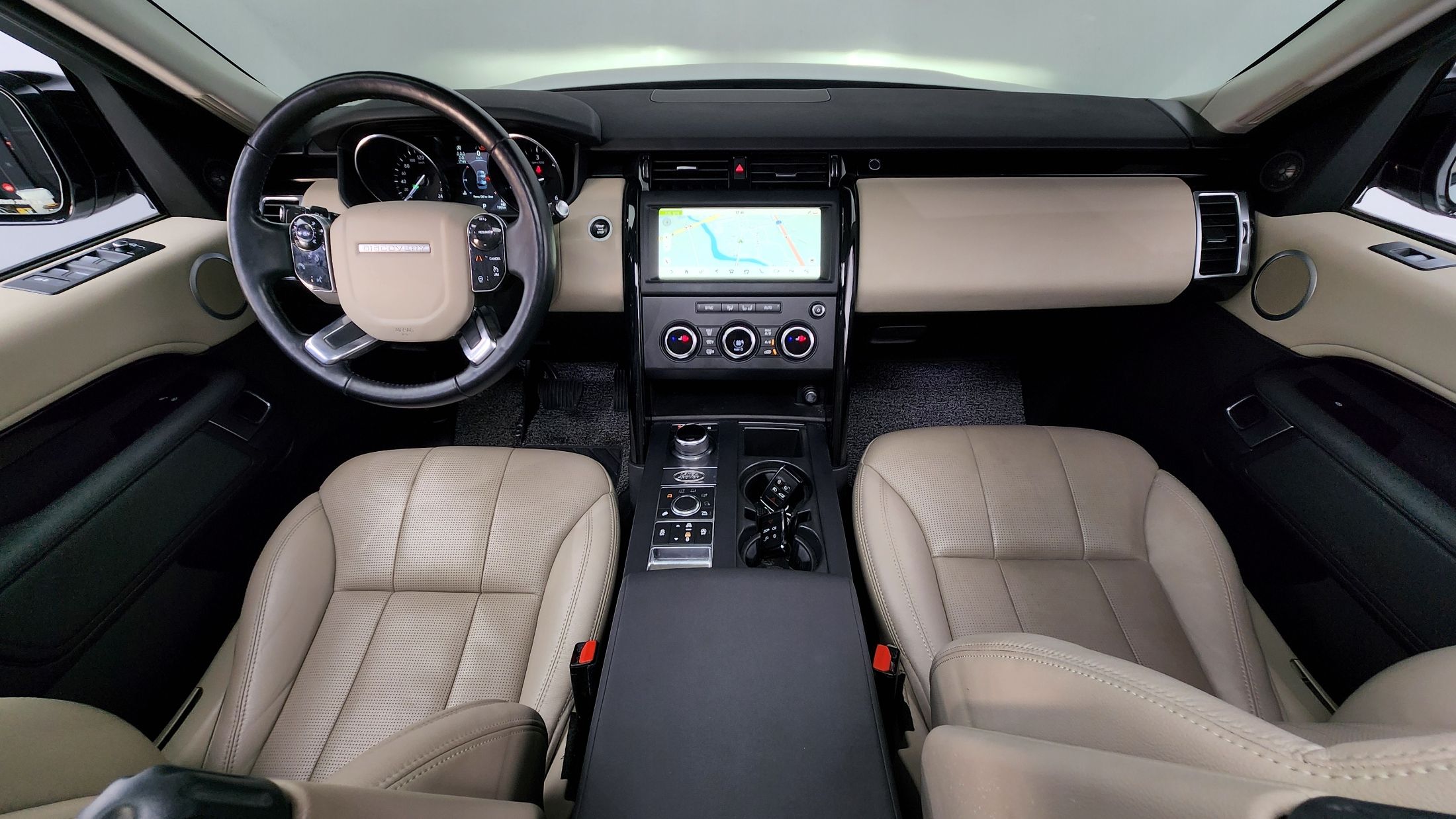 LAND ROVER DISCOVERY 5