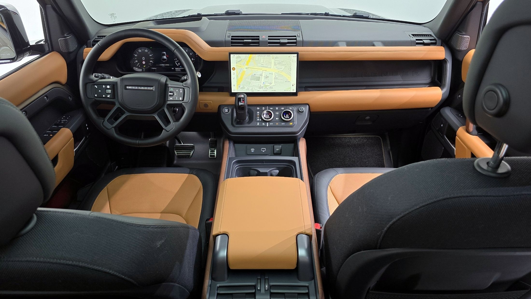 LAND ROVER DEFENDER L663