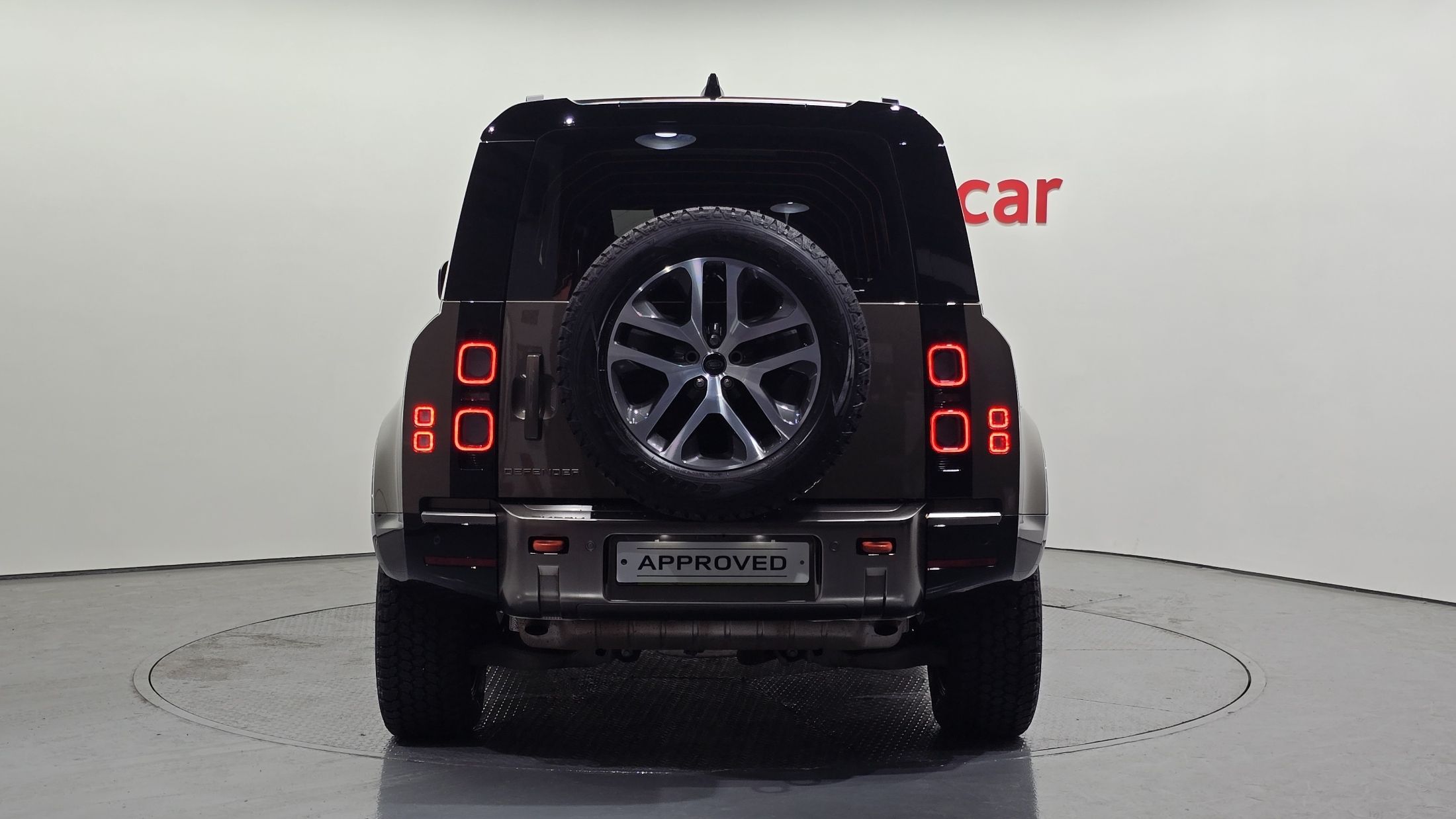 LAND ROVER DEFENDER L663