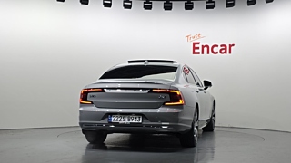 VOLVO S90 2024