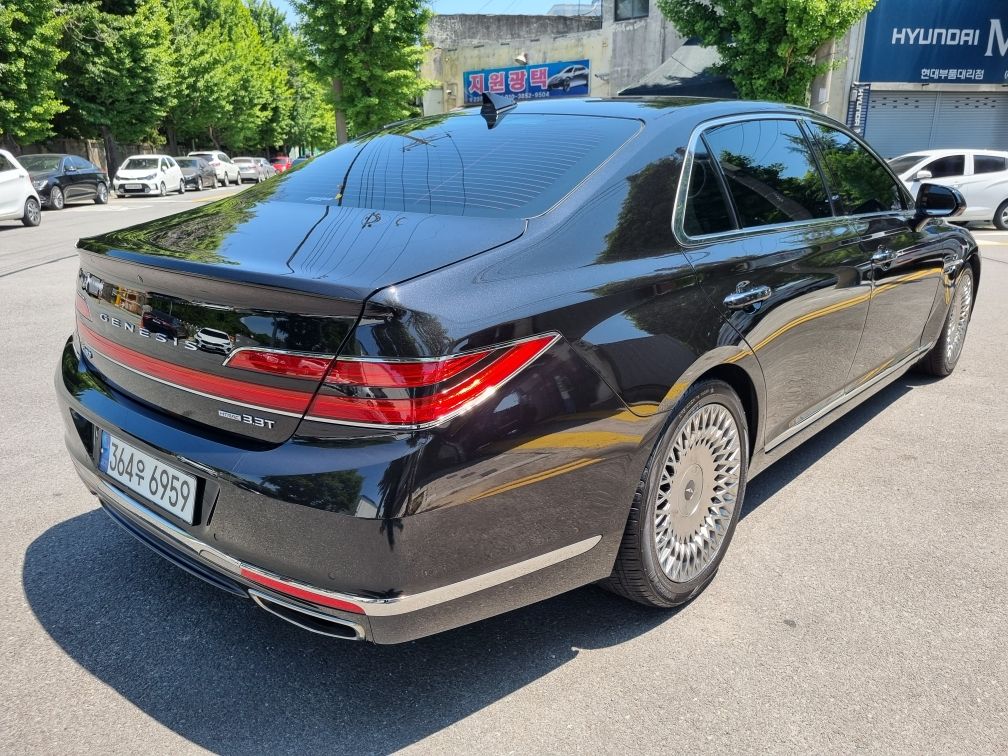 GENESIS G90 2018