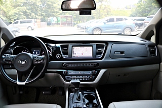 KIA CARNIVAL 2017