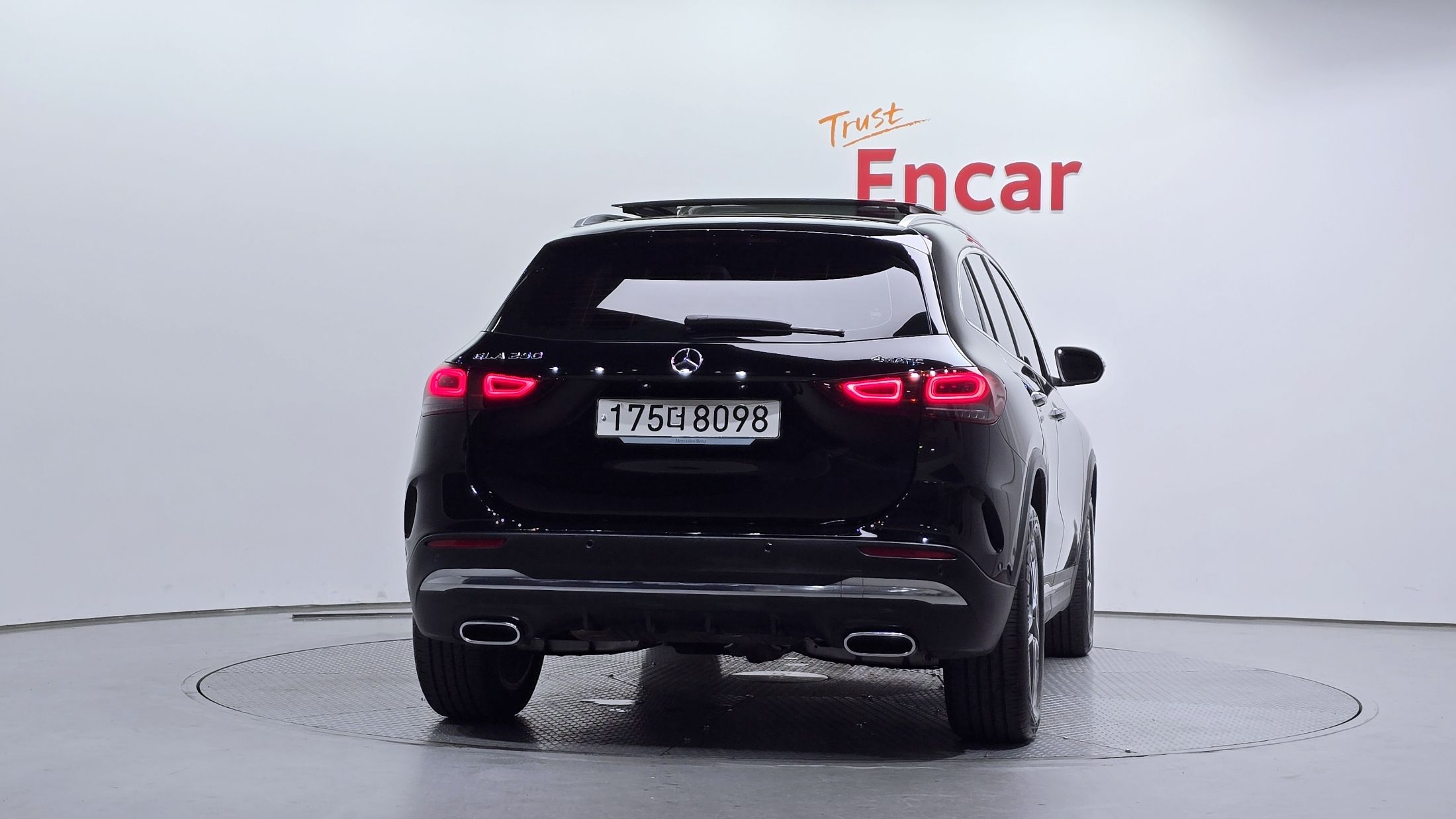 MERCEDES BENZ GLA-CLASS H247 2023